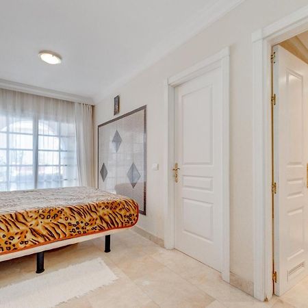 Beautiful Apartment In Terrazas Del Duque I Адехе Екстериор снимка