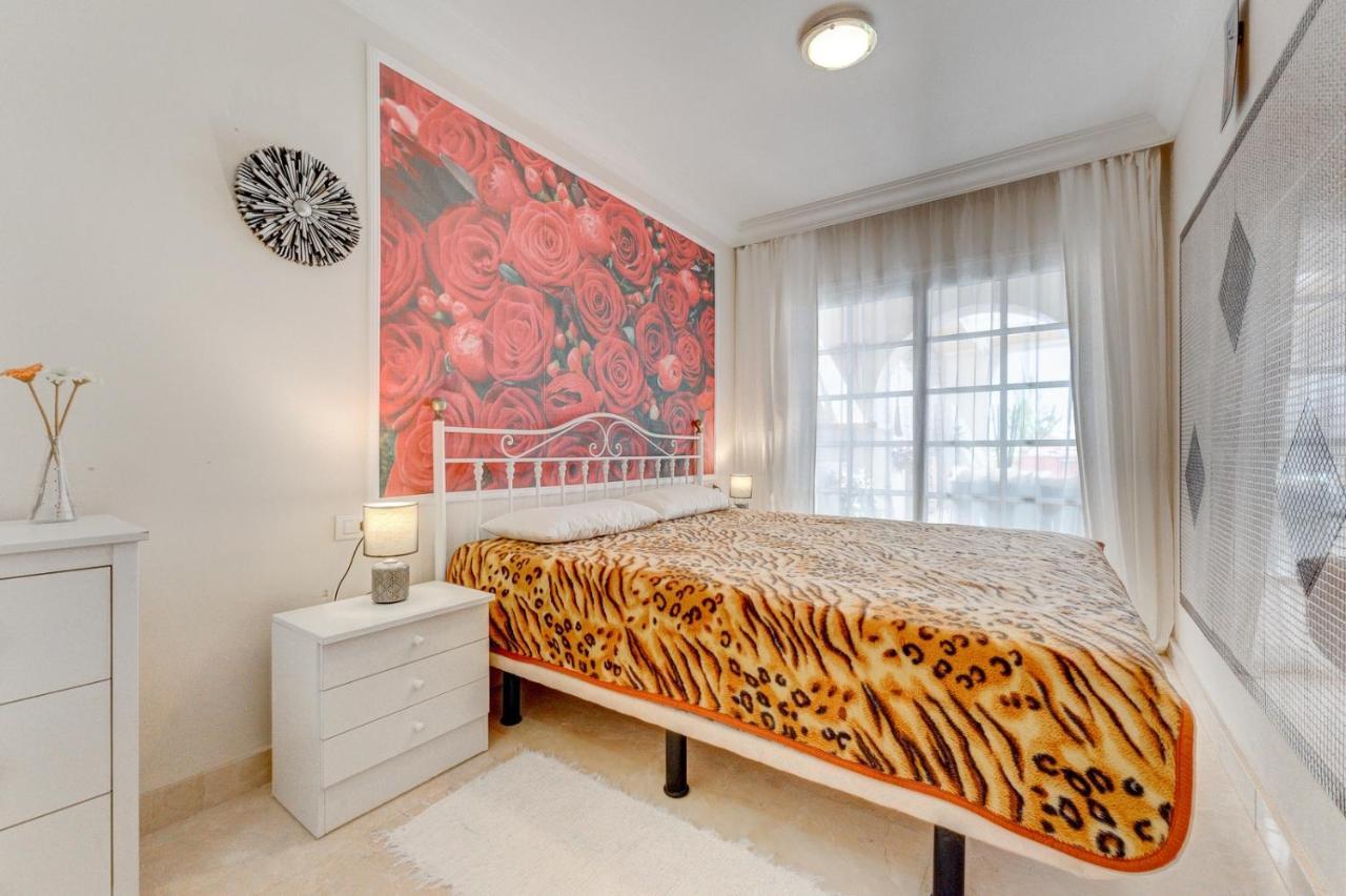 Beautiful Apartment In Terrazas Del Duque I Адехе Екстериор снимка